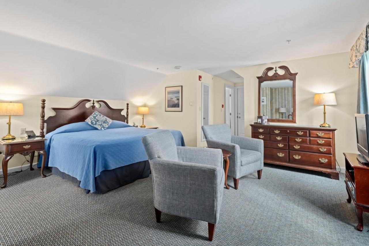 أوجونكويت The Sparhawk Oceanfront Resort المظهر الخارجي الصورة