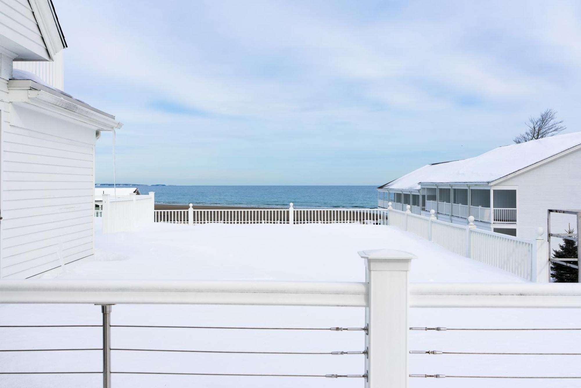 أوجونكويت The Sparhawk Oceanfront Resort الغرفة الصورة